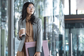 Dressing Professionally & Authentically For Your Interview